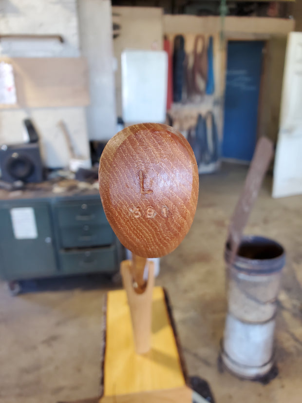 Axe #381